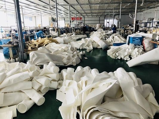 کیسه فیلتر نانوکس با دمای بالا برای جمع آوری گرد و غبار 450-600GSM